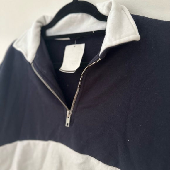 J. Galt Rugby Stripe Quarter-Zip Sweatshirt One-Size - Picture 3 of 12